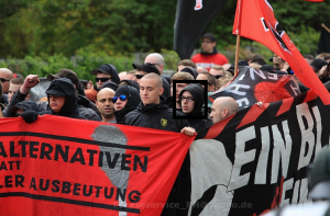 Schröter im Viereck markiert auf der Demo am 1. Mai 2015 in Saalfeld